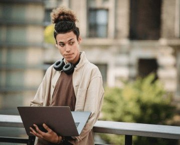 Kuinka kirjoittaa CV työhön ilman työkokemusta vuonna 2025