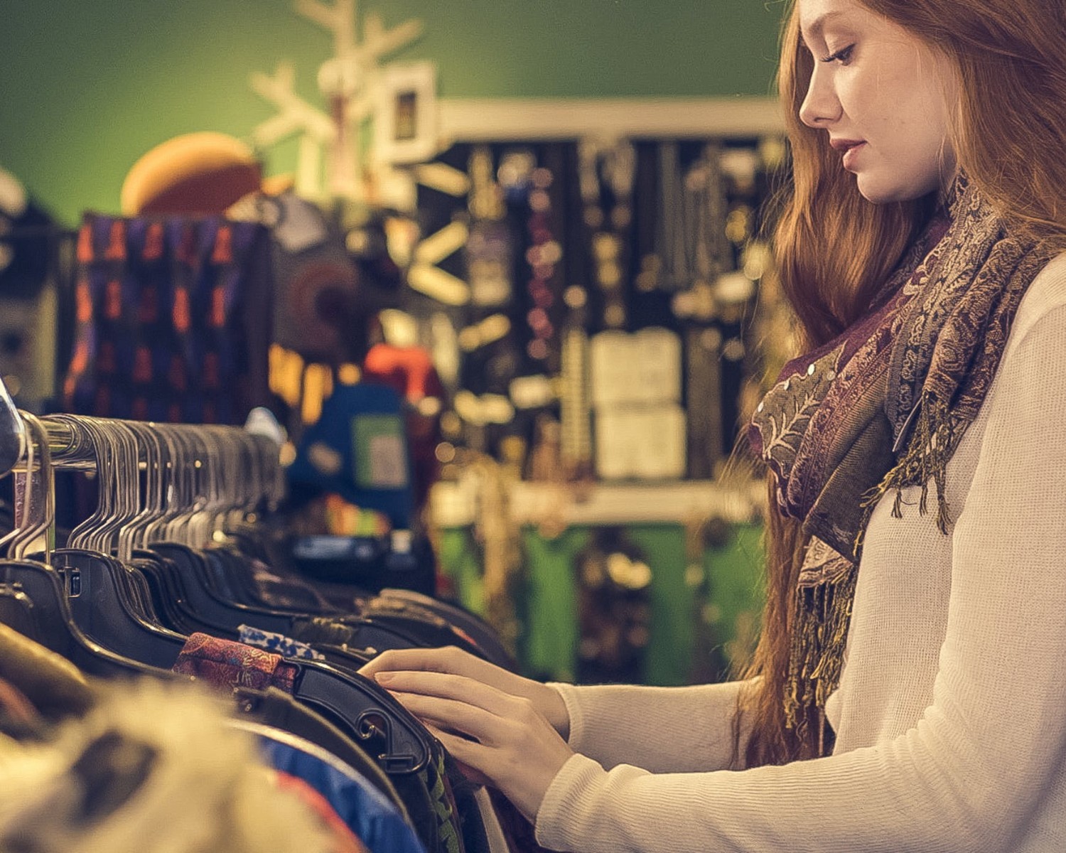 Myyntiassistentin CV-esimerkki vuodelle 2025